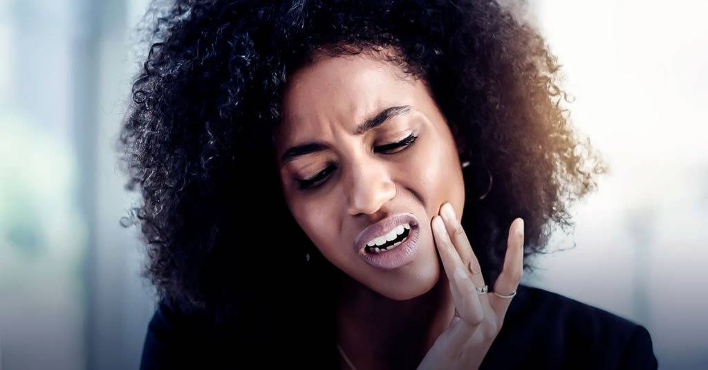 Dores nos dentes e ansiedade? Pode ser bruxismo!